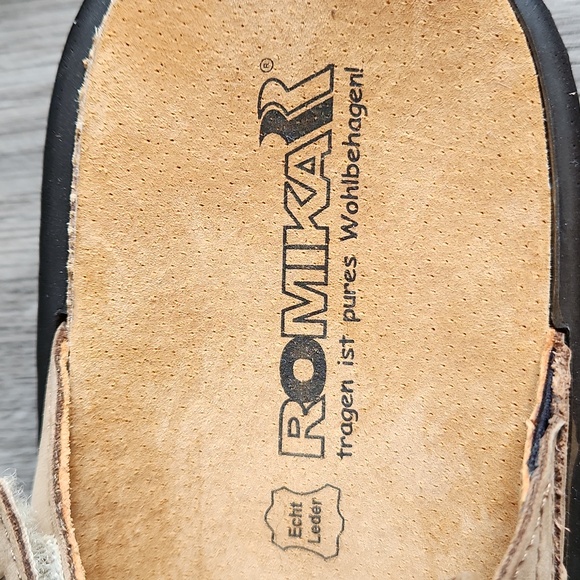 Romika beige nubuck suede slide sandals, size 41 - Picture 7 of 10